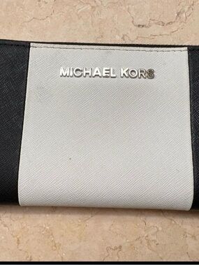 Michael Kors Black and White Colorblock Wallet